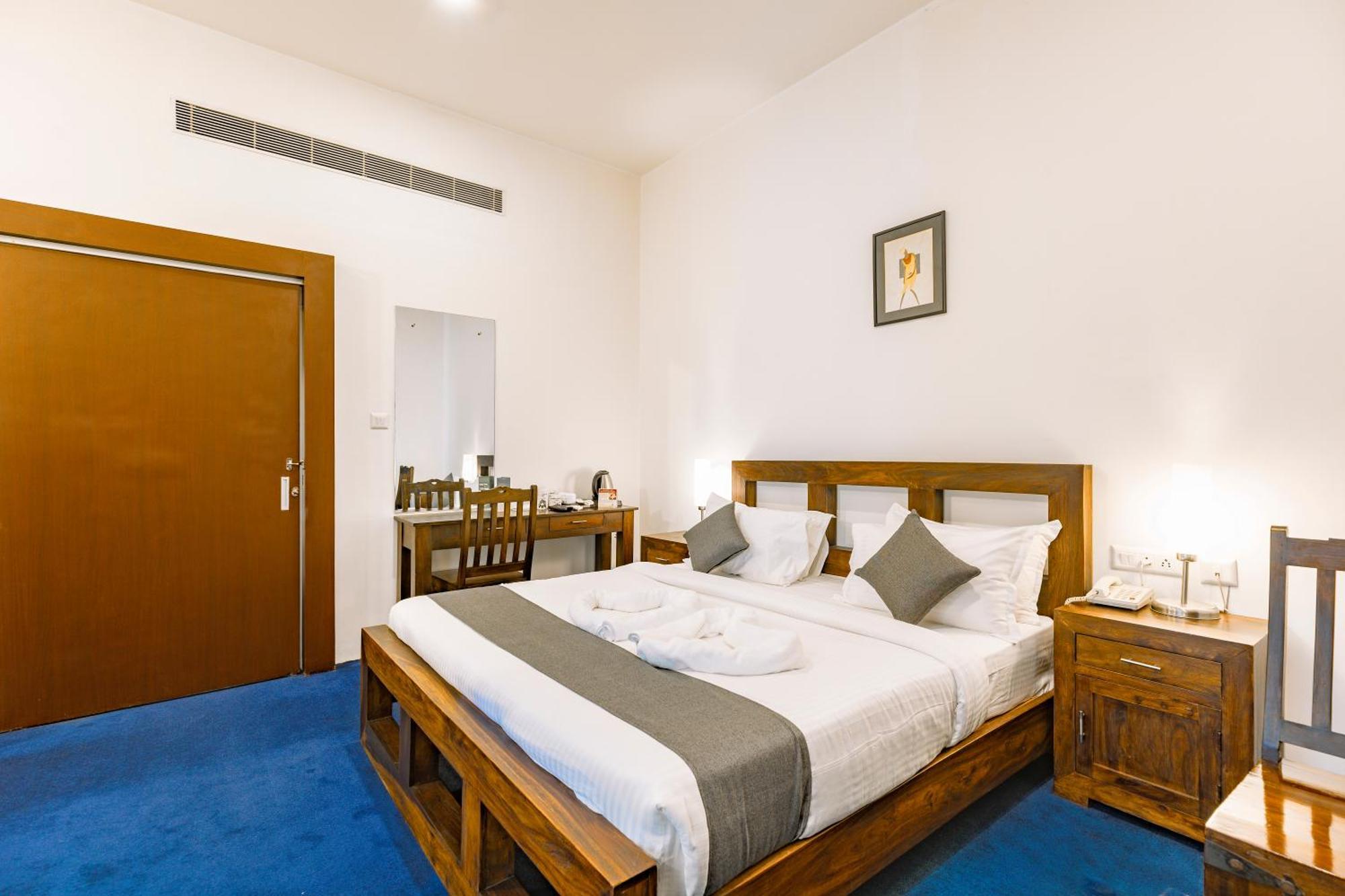Hotel Narendra Central Muvattupuzha Zewnętrze zdjęcie