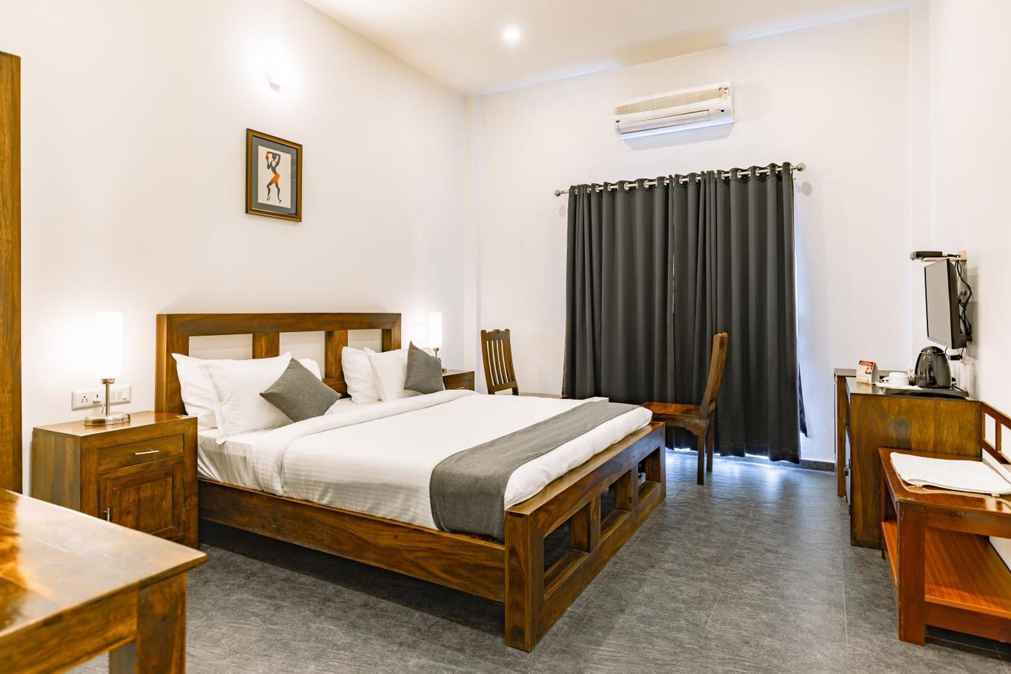 Hotel Narendra Central Muvattupuzha Zewnętrze zdjęcie